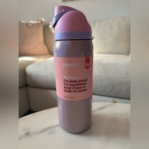 Owala Wicked Glinda 32oz bottle NWT Pink & Lavender